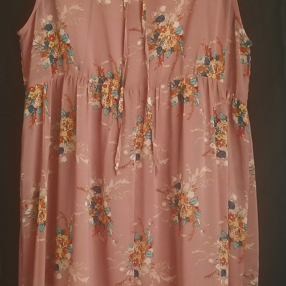 Dress - Picture 3 of 6
